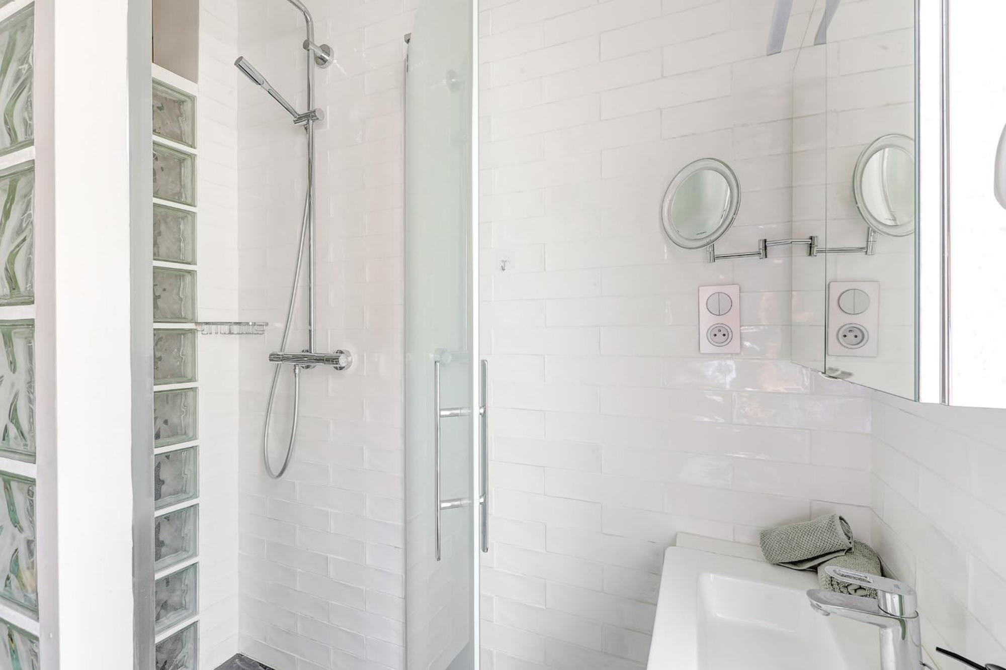 Appartement Eiffel Tower & 7th Arrondissement - Cityapartmentstay Parijs