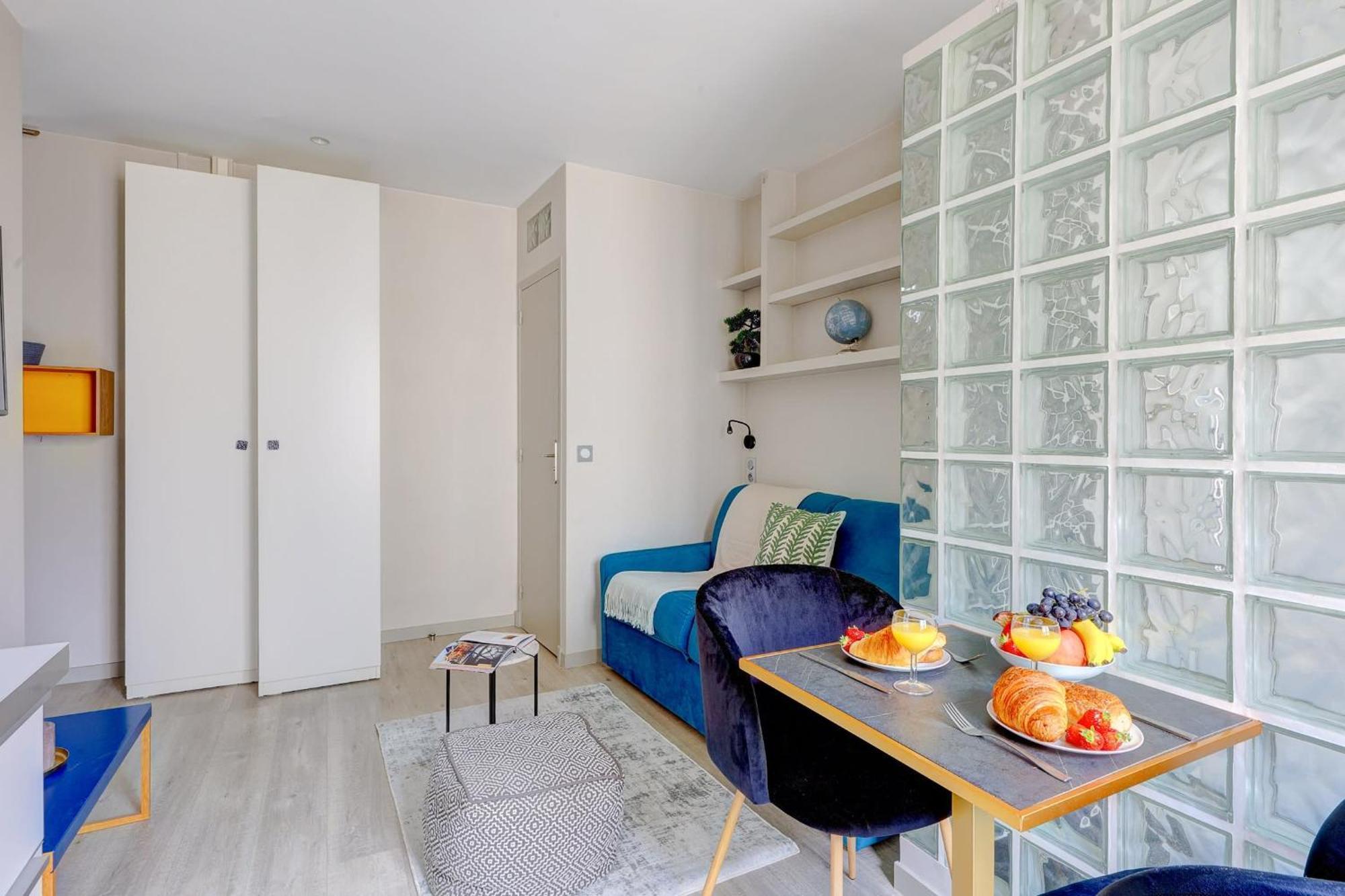 Eiffel Tower & 7th Arrondissement - Cityapartmentstay Appartement Parijs